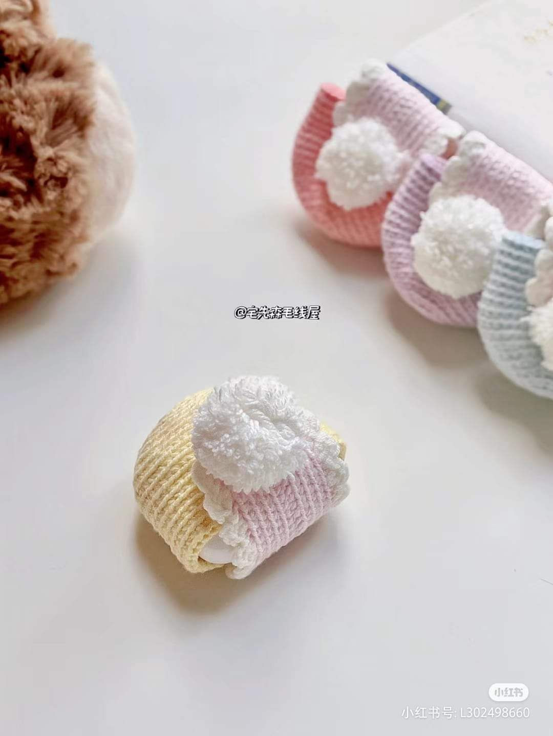 Korean Creamy Crochet Earphone Case Pattern