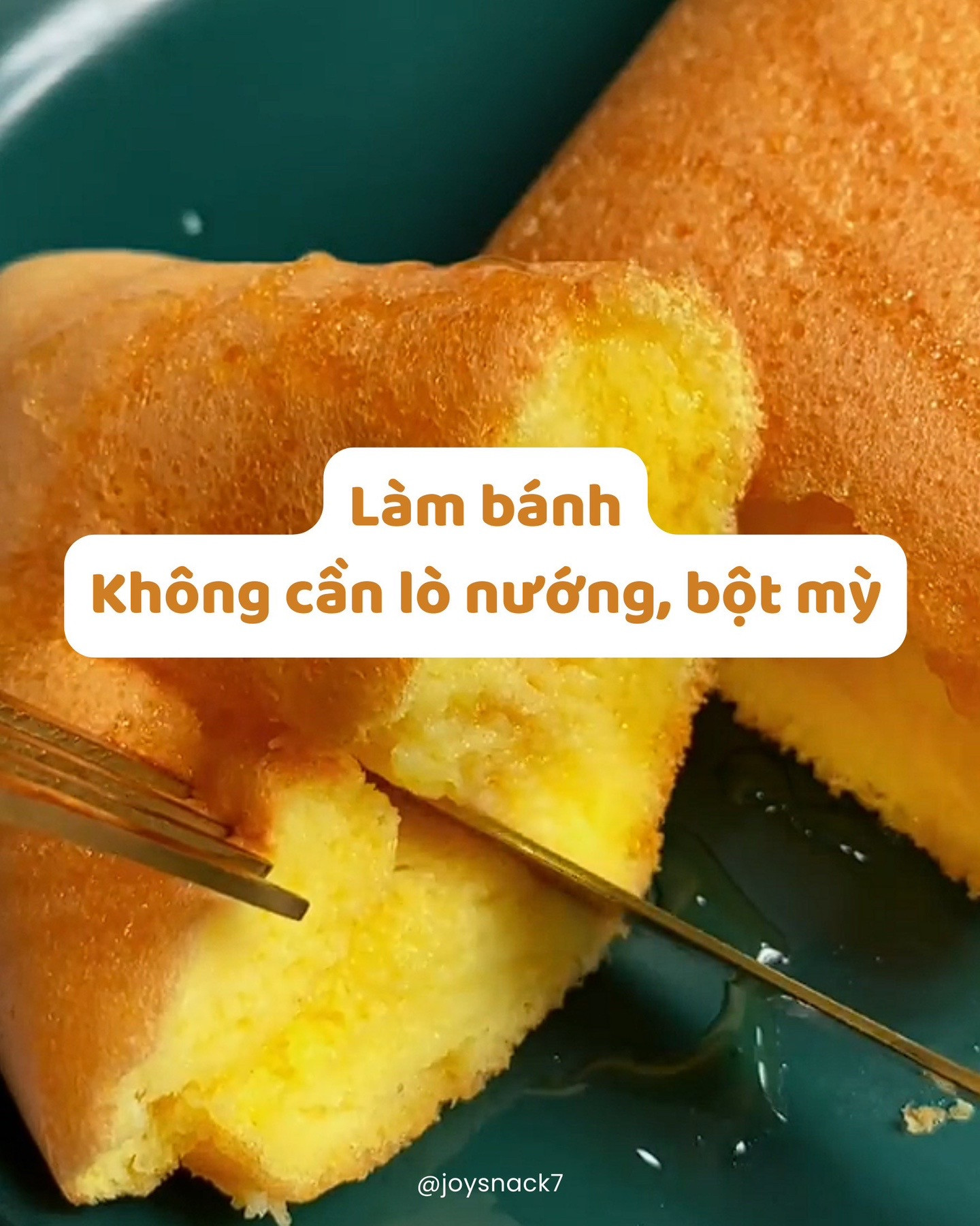 Làm bánh bông lan không cần lò nướng bằng bột mì, công thức đơn giản từ trứng và mật ong