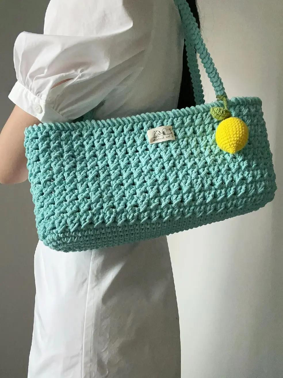 Lemon Crochet Tote Bag Pattern with Chart and Instructions