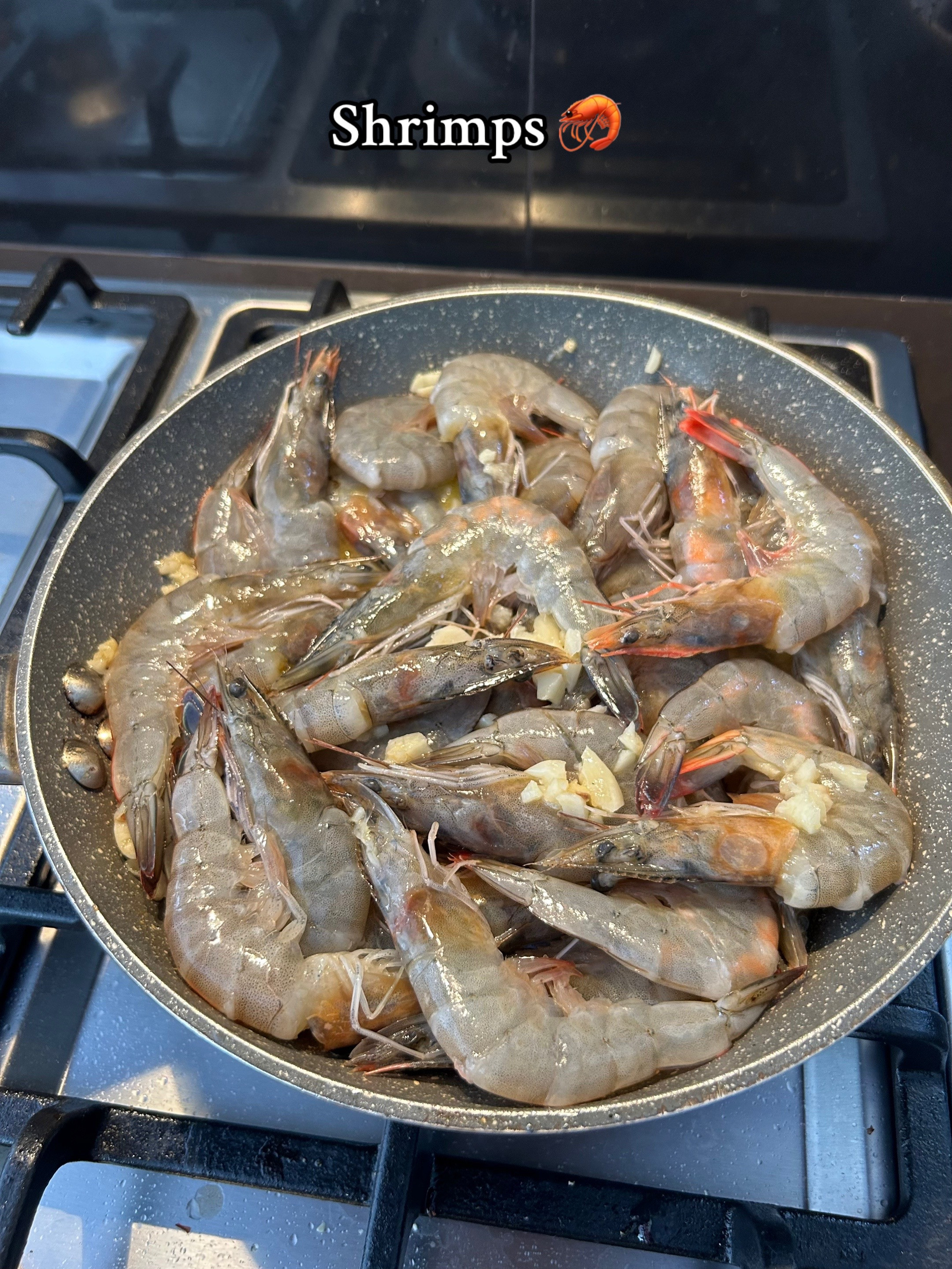 Let's cook Garlic Butter Shrimp with Sprite