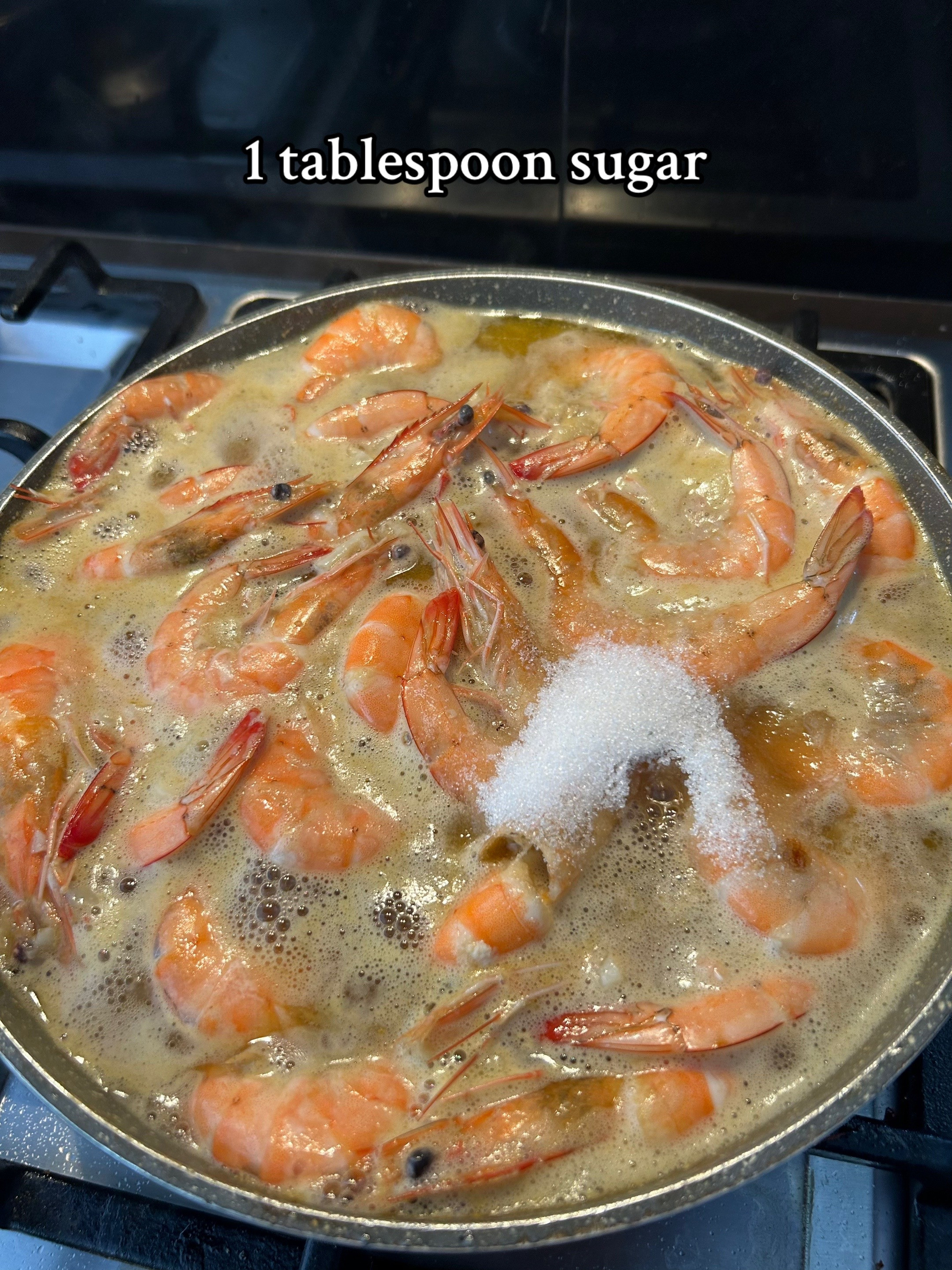 Let's cook Garlic Butter Shrimp with Sprite