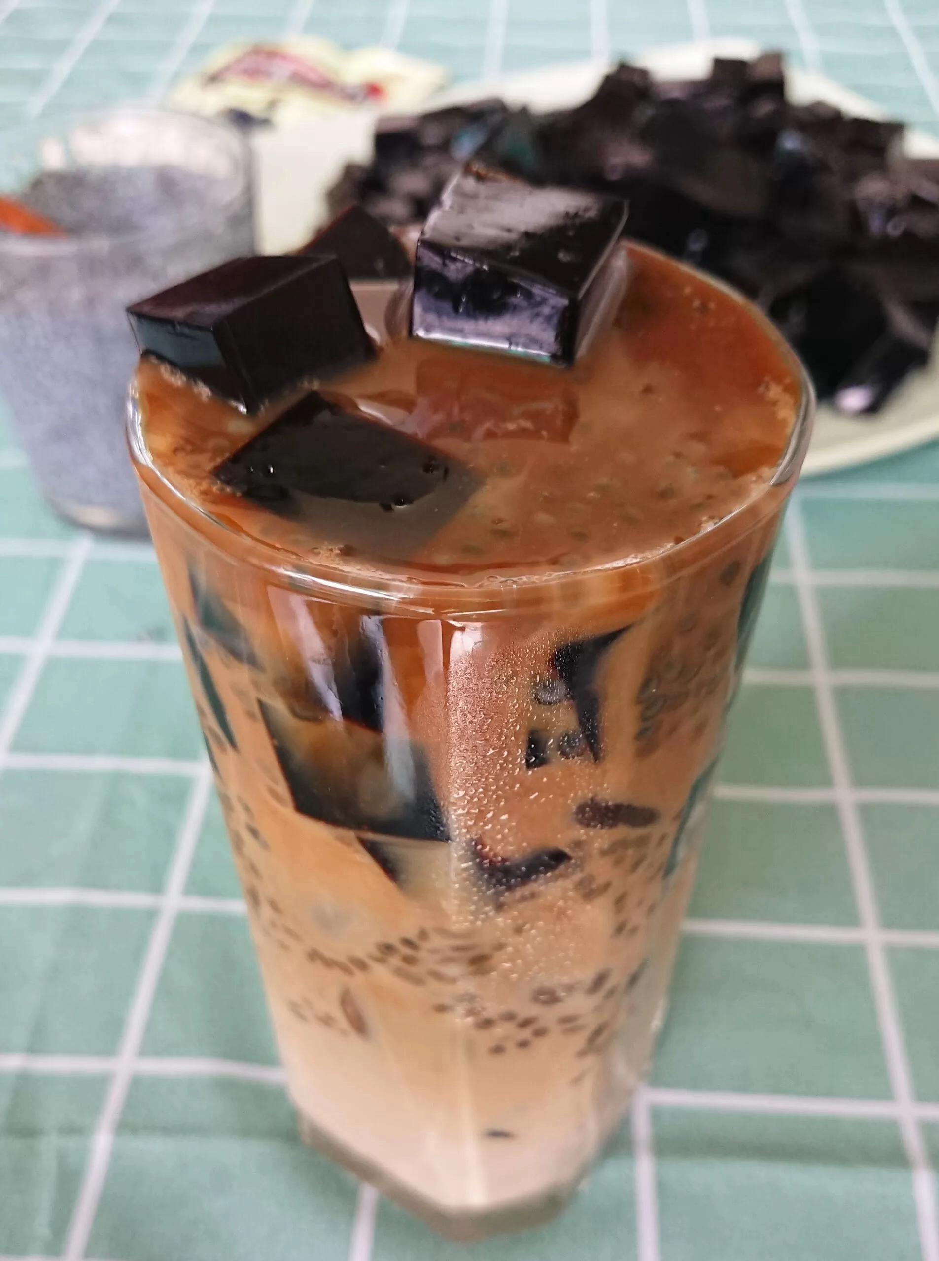 Mách Bạn Công Thức Các Loại Cà Phê Hot: Kem Muối, Sương Sáo, Hạnh Nhân và Phô Mai