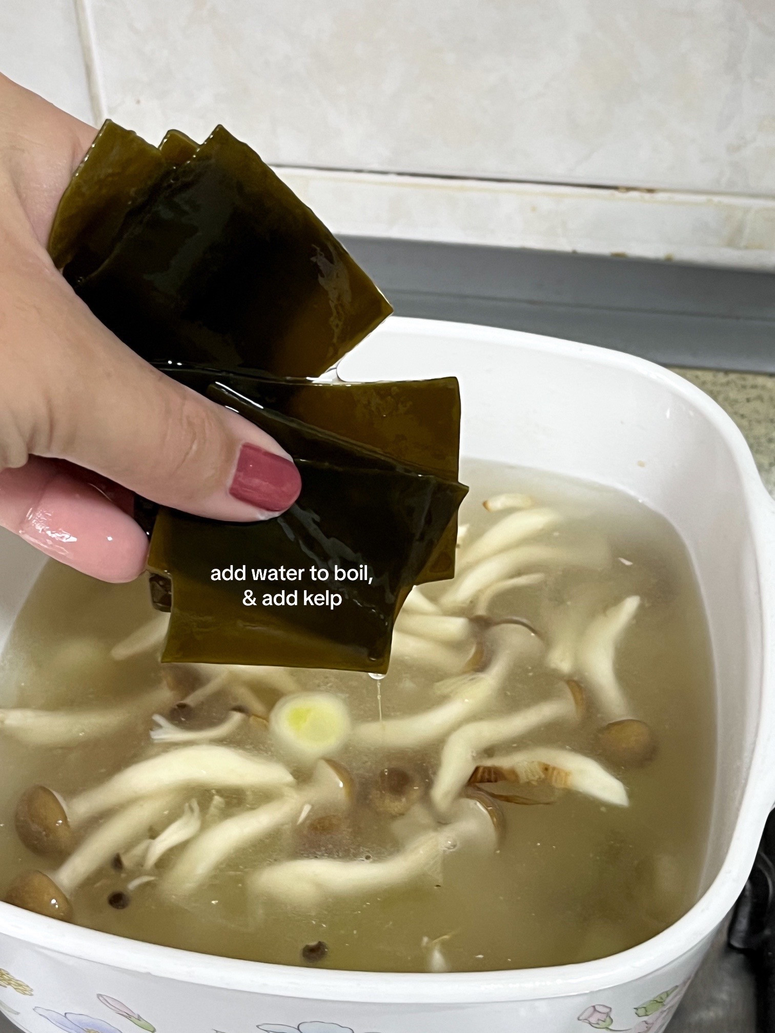 Make Egg Drop Soup with Me: Easy Korean Broth Recipe with Anchovies, Kelp, Leeks & Shimeiji Mushrooms