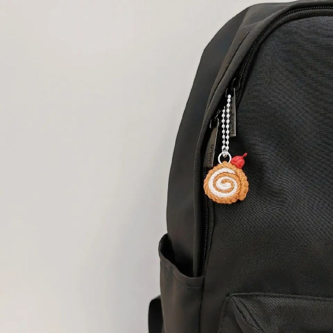 Mẫu móc len mặt dây chuyền cuộn Thụy Sĩ mini