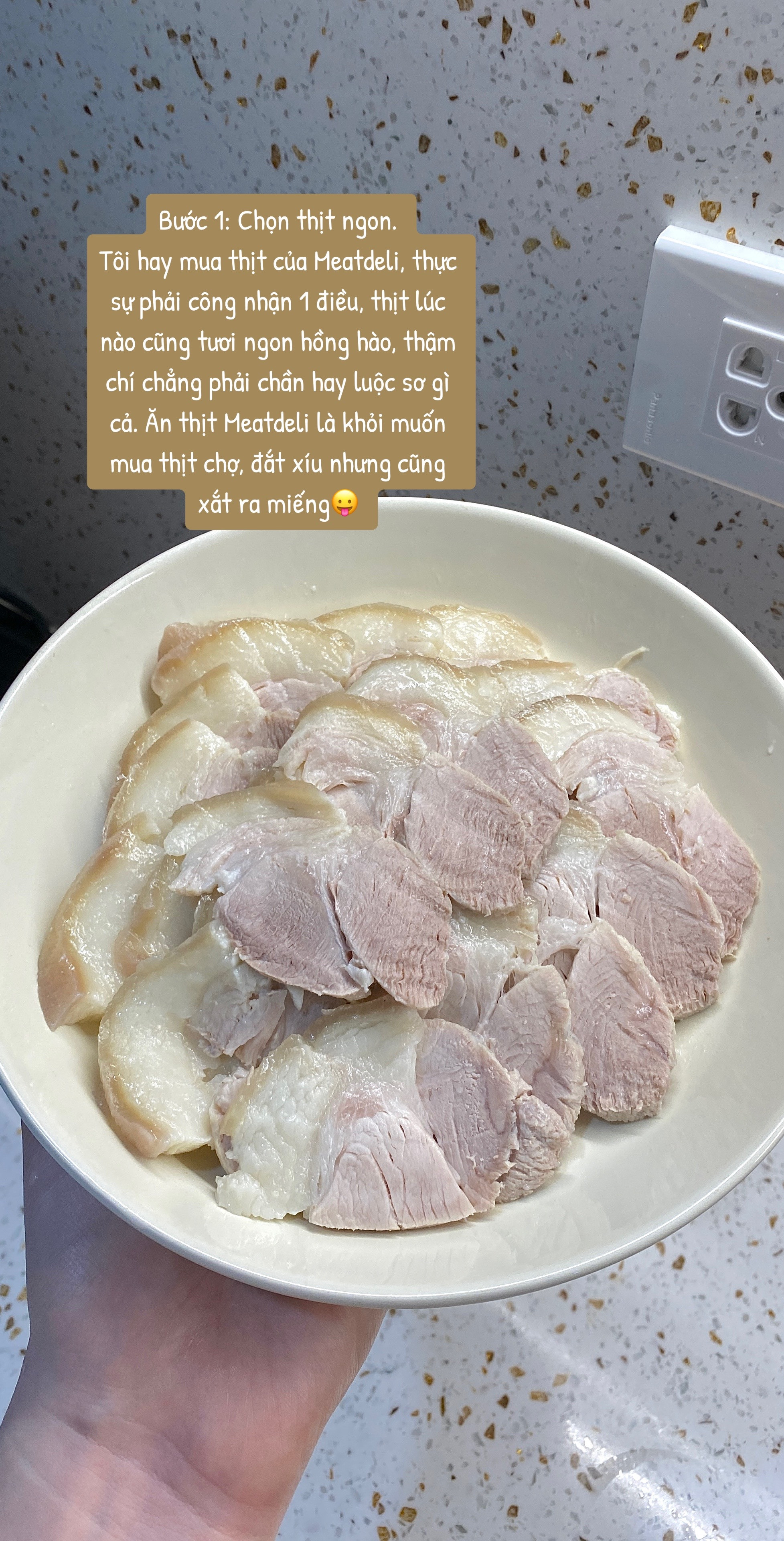 Mẹo luộc thịt thơm ngon, trắng hồng không thâm