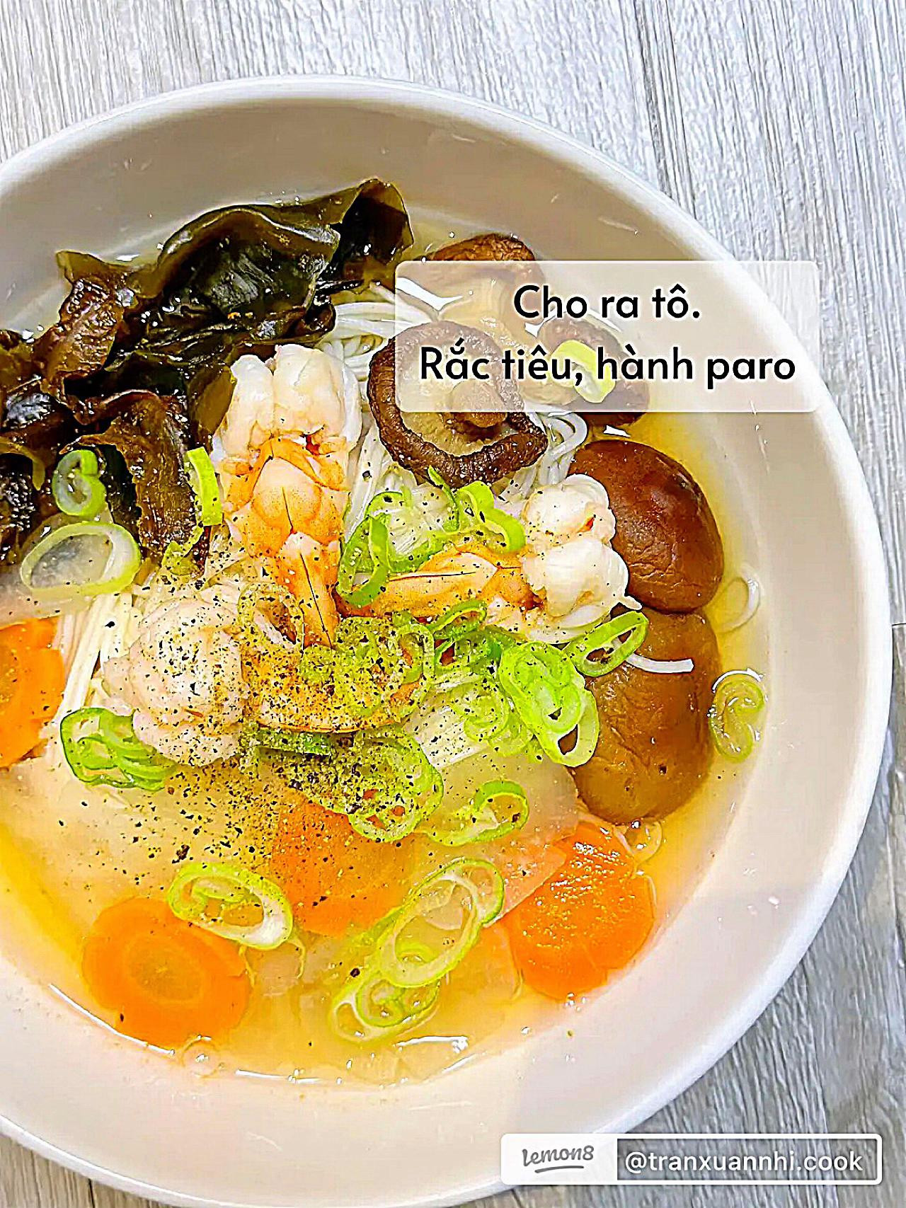 Mì Thanh Mát Tôm Nấm: Bữa Sáng Dinh Dưỡng Cho Team Lười, Ngon Tuyệt