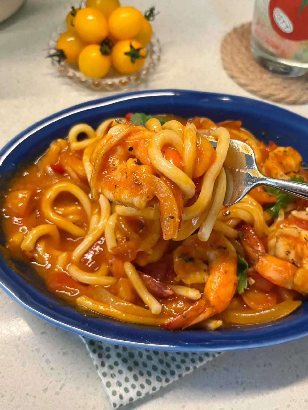 Mì Udon Tôm sốt cà chua ớt Hàn Quốc, công thức nấu ăn nhanh ngon miệng