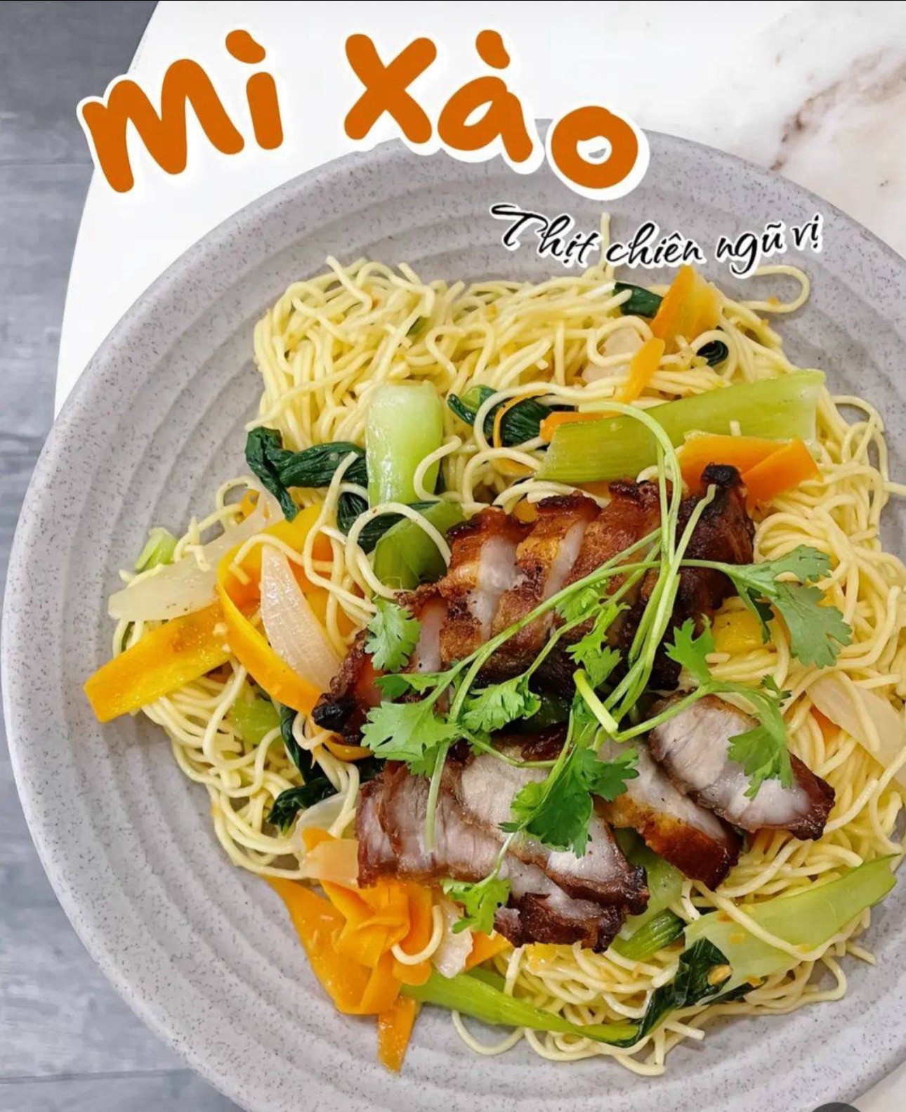 Mì Xào Thịt Chiên Ngũ Vị: Công Thức Chi Tiết Từ Sơ Chế Đến Hoàn Thành