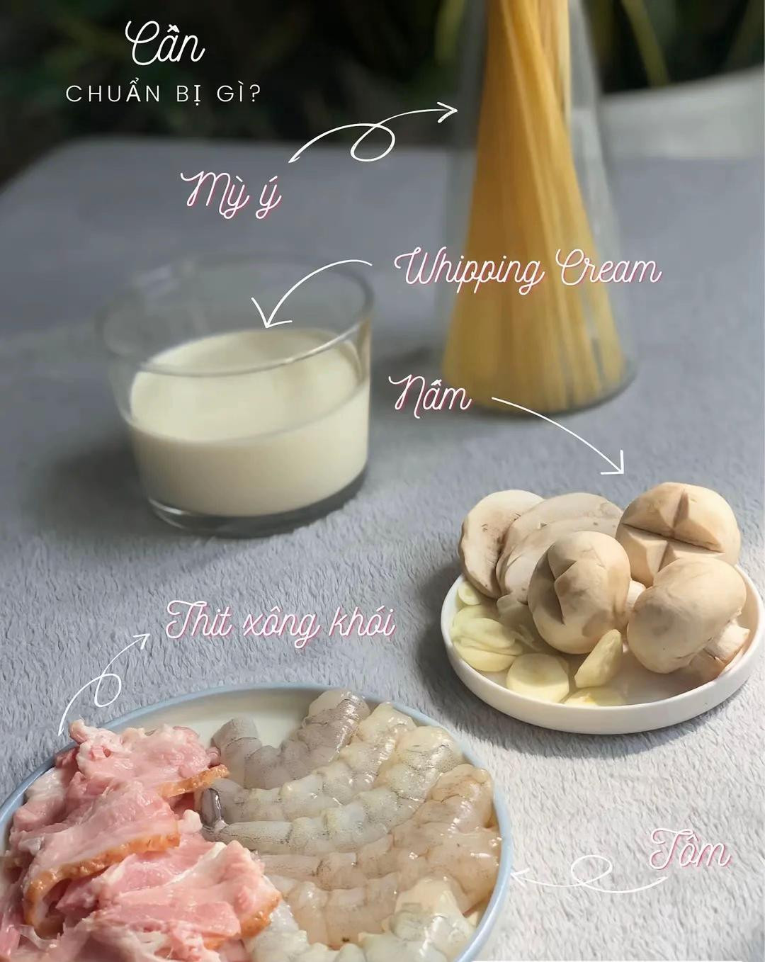 Mì Ý Sốt Kem Hải Sản: Hướng dẫn nấu mì ý sốt kem với tôm, mực và thịt xông khói đơn giản