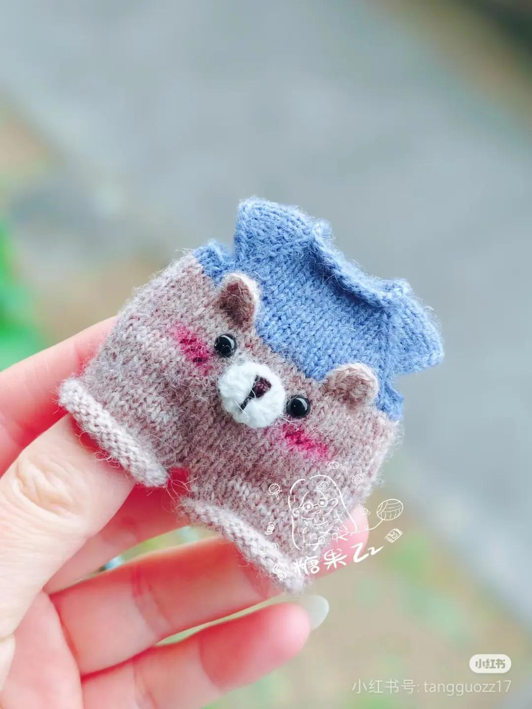 Mini Bear Knitted Onesie Pattern Tutorial