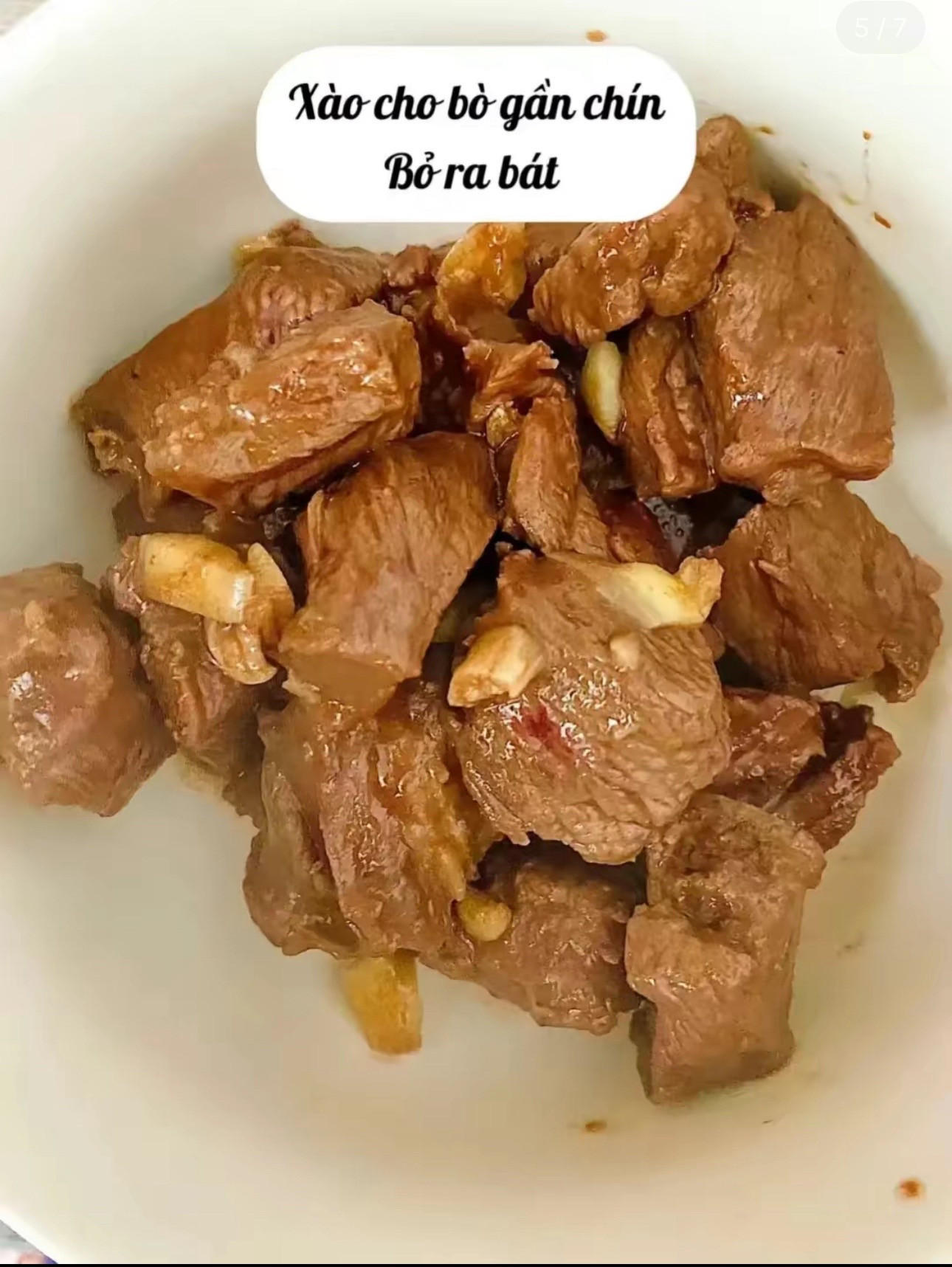 Món bò lúc lắc thơm mềm hấp dẫn, ướp cùng sữa Ông Thọ và xào giòn với ớt chuông, hành tây