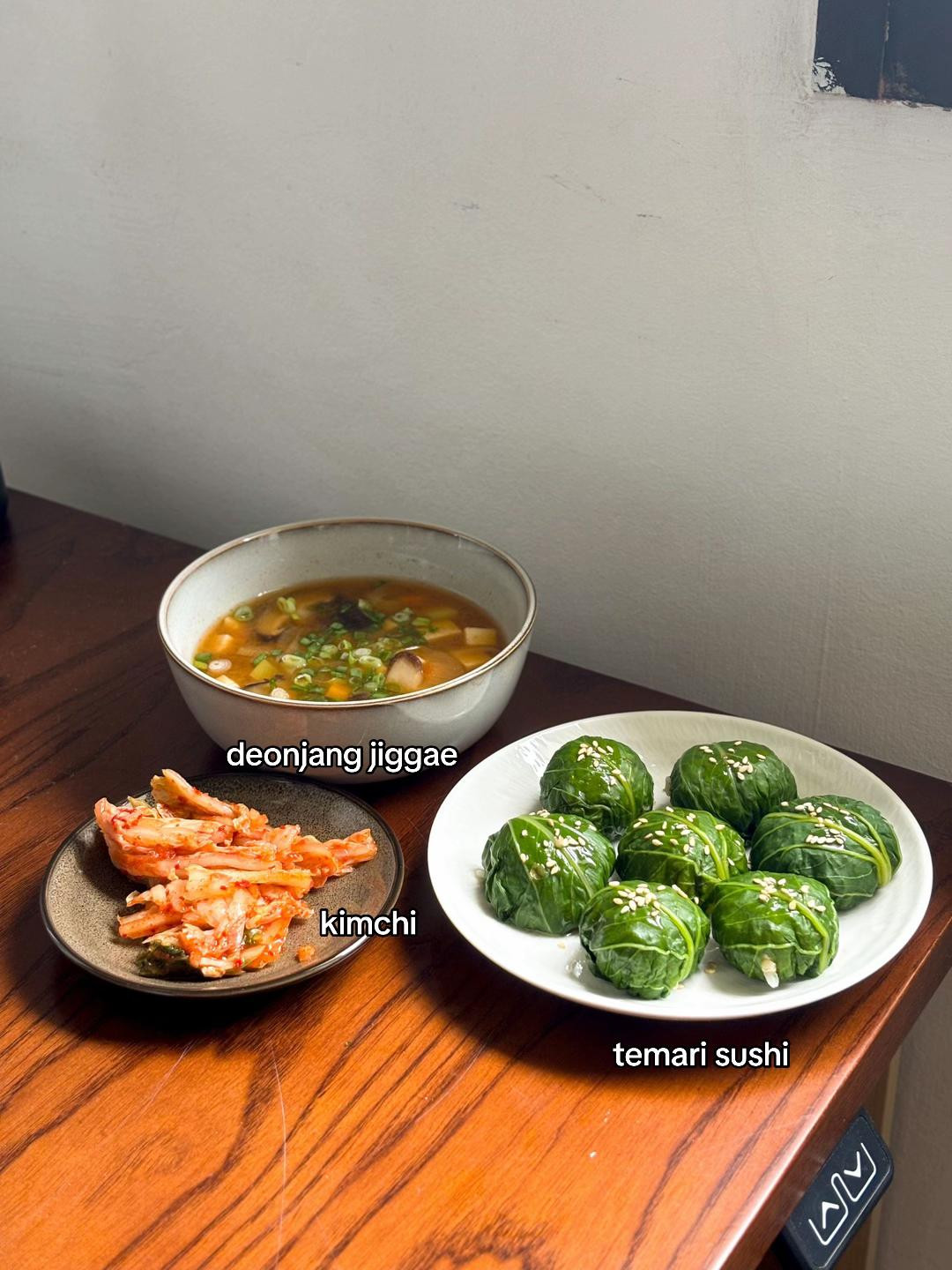 Monthly Round Up: Soy Marinated Chicken Rice Bowl, Ramyeon, Deonjang Jiggae, Temari Sushi, Kimchi, Avocado Egg Sandwich & Hong Kong Style Macaroni