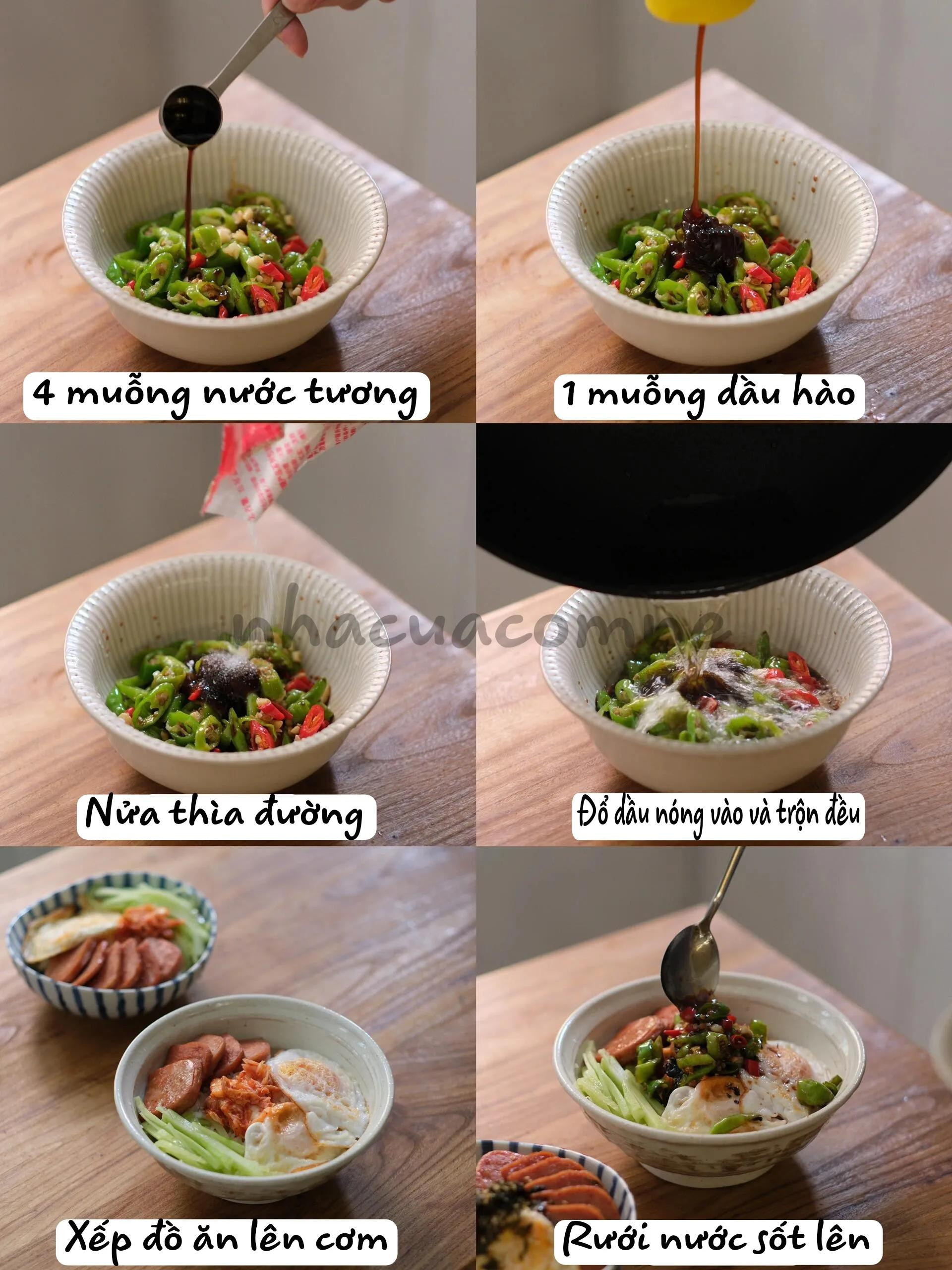 Nước sốt rau cải trộn cơm với trứng ốp la, xúc xích và ớt xanh