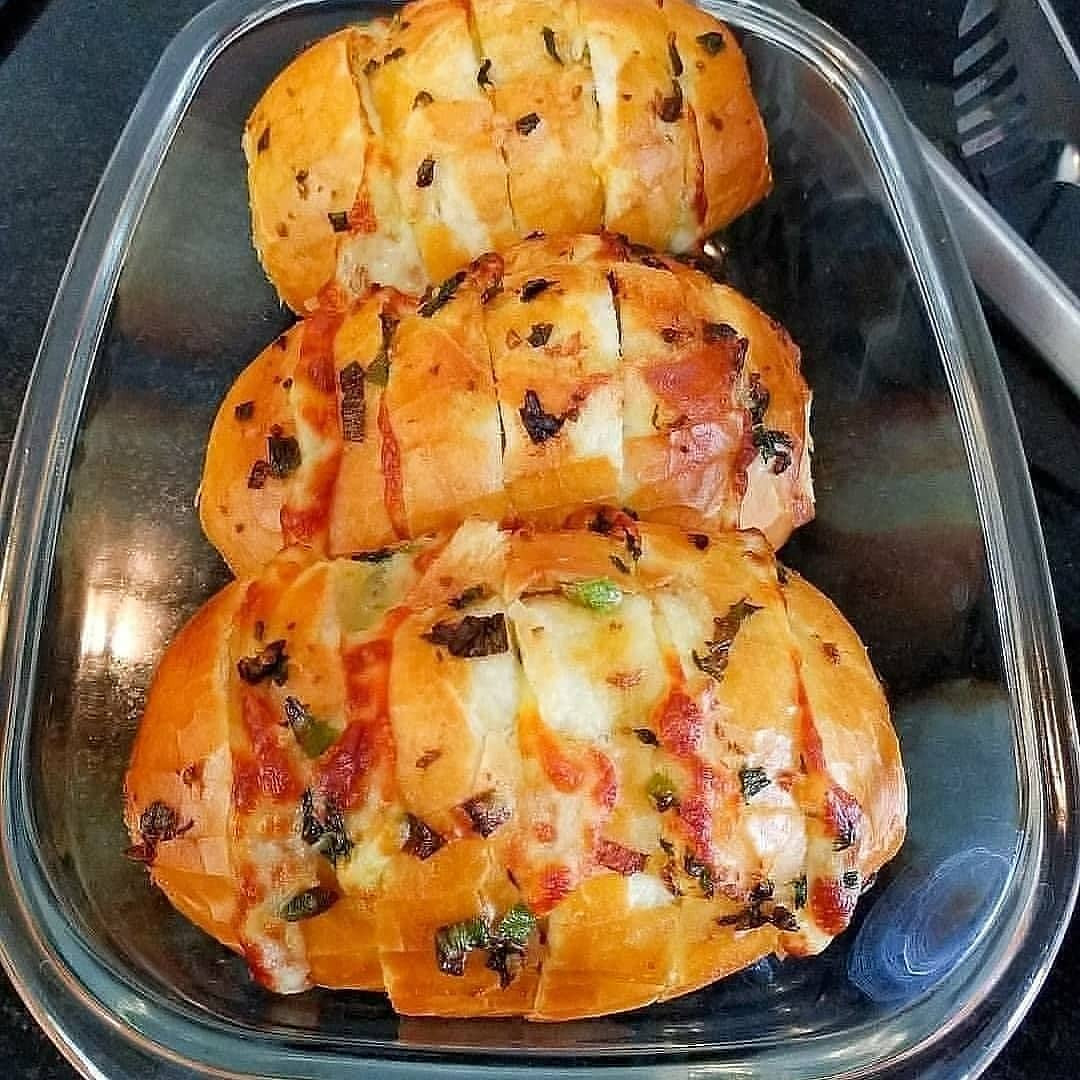 Pão de Alho com Muçarela e Requeijão - Receita Deliciosa para Churrasco