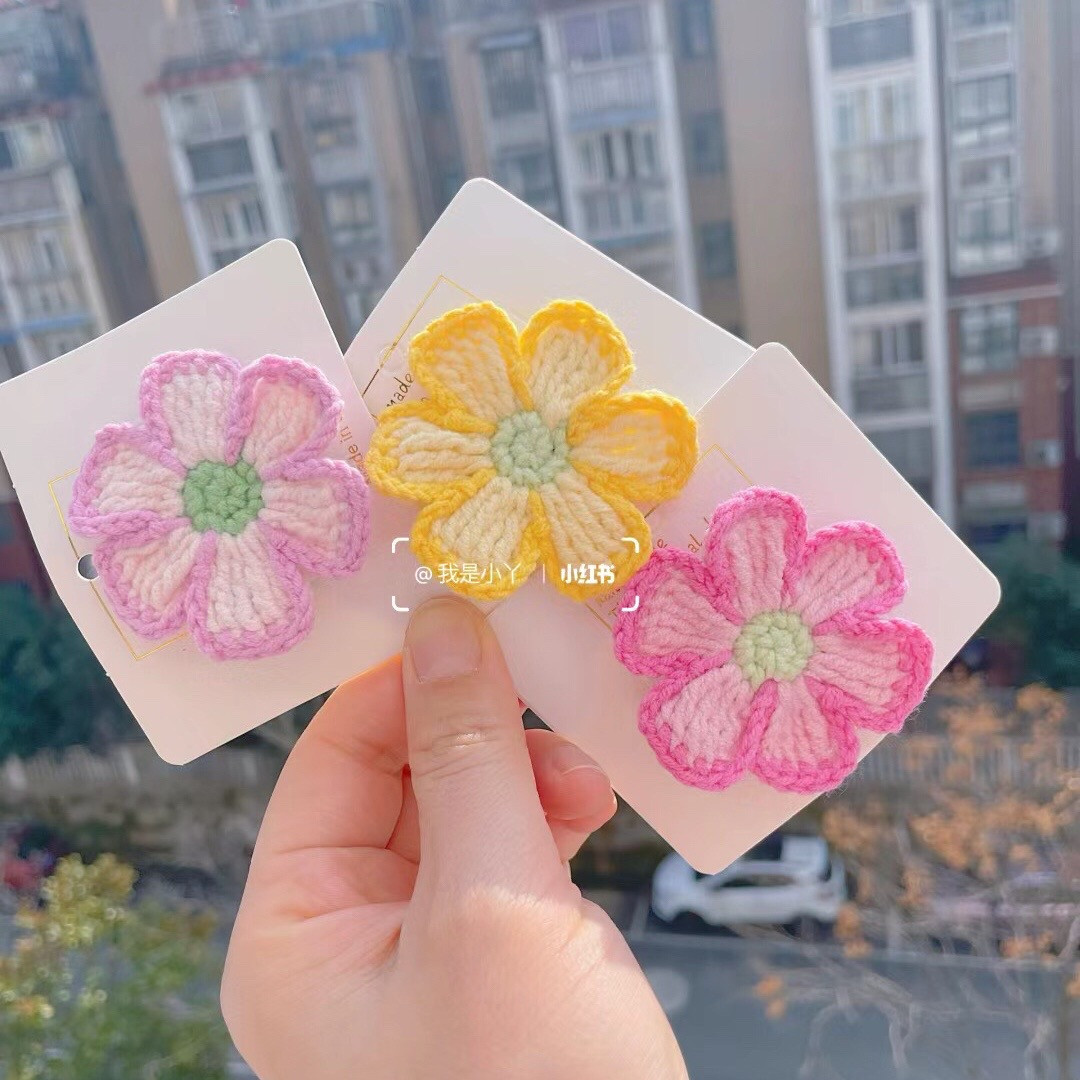 Pastel Crochet Flower Hair Clips with Yarn