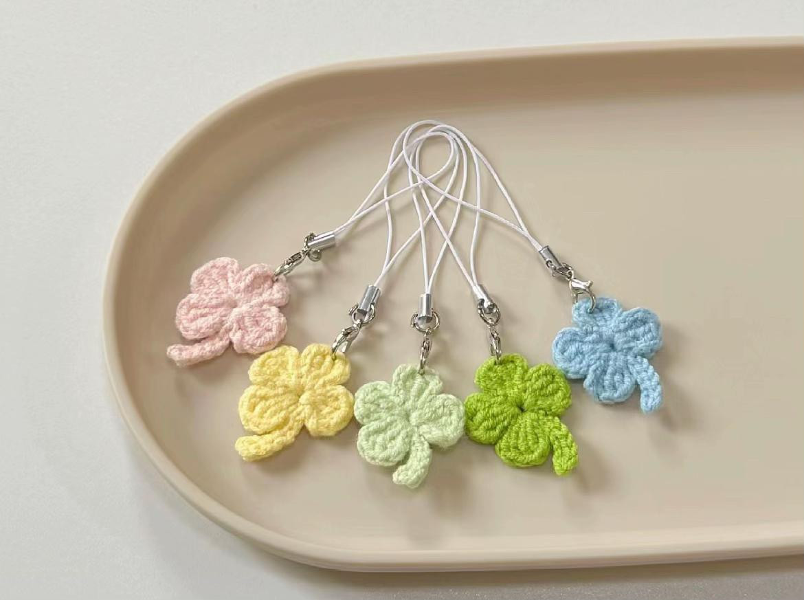 Pastel Four-Leaf Clover Crochet Keychain Pattern Tutorial