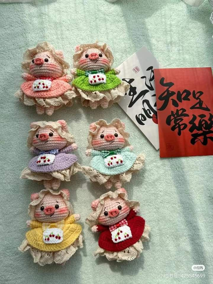 Pastel Pig Amigurumi Doll Crochet Pattern