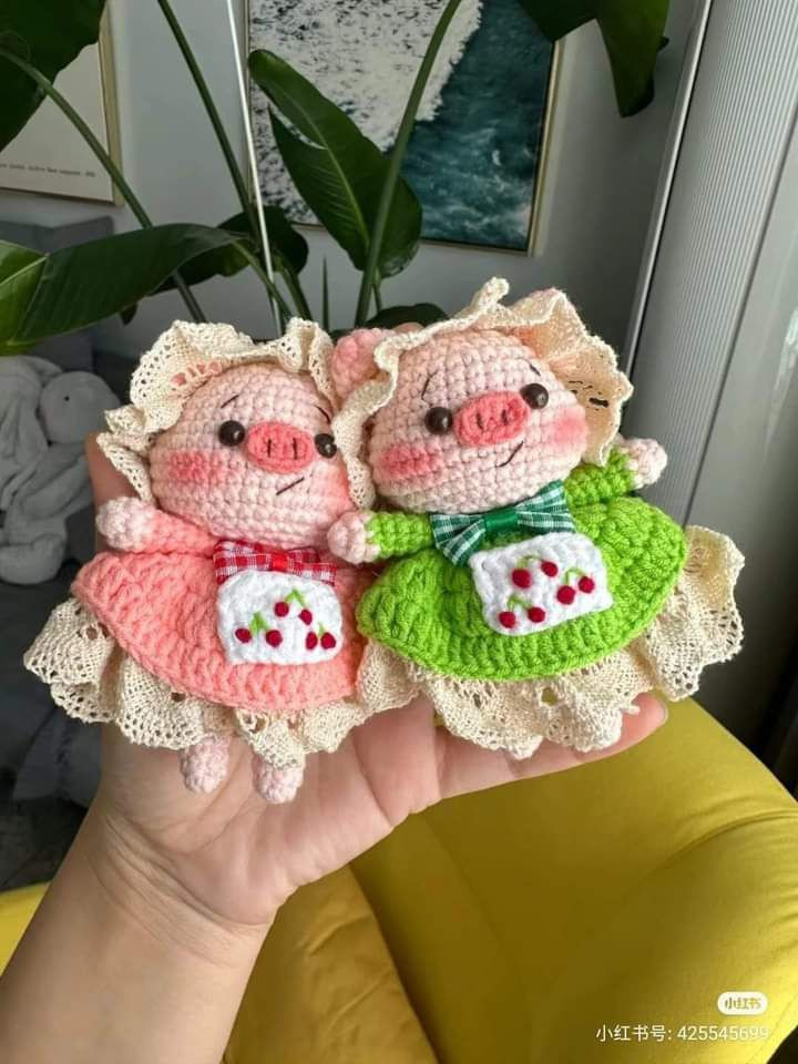 Pastel Pig Amigurumi Doll Crochet Pattern