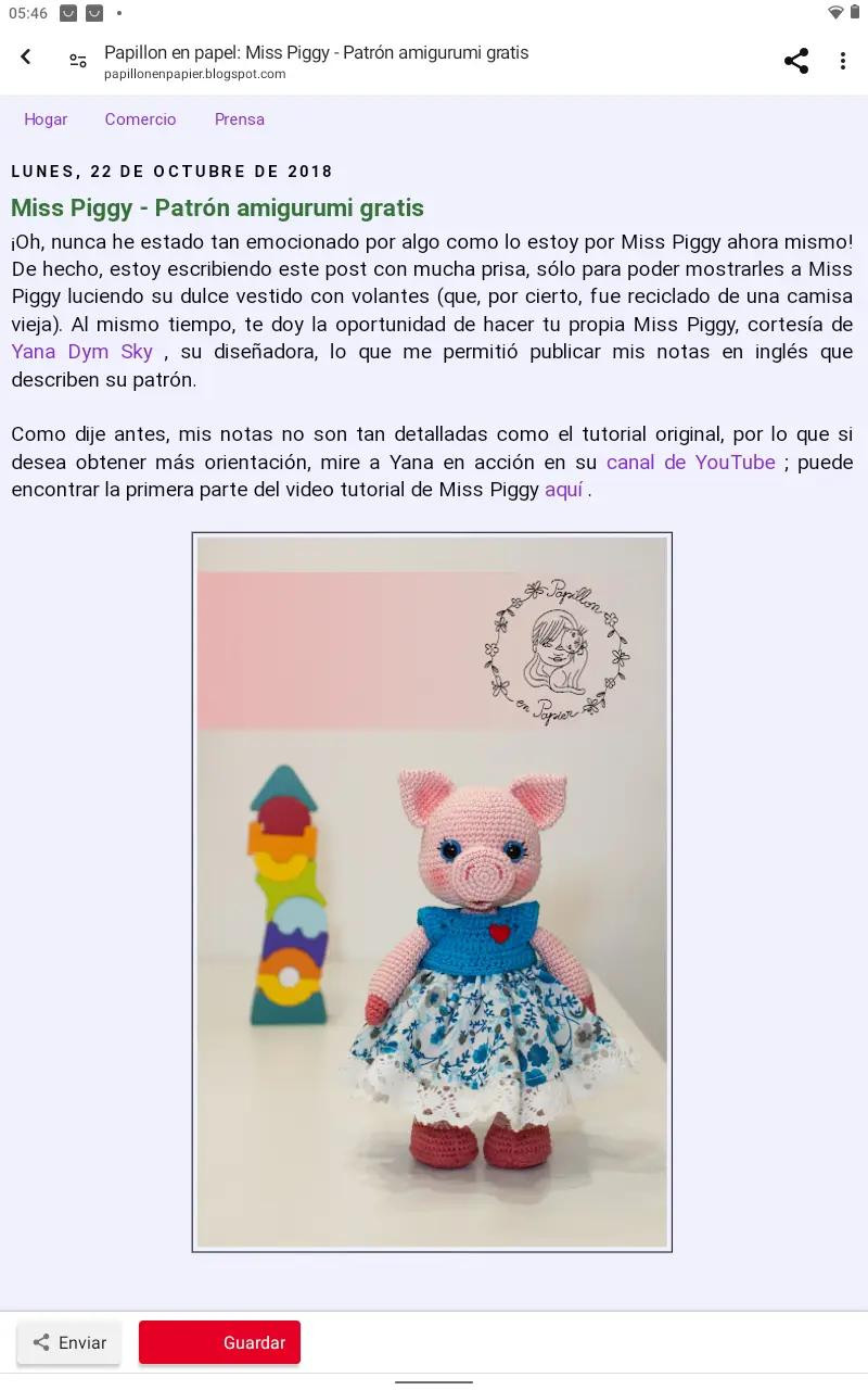 Patrón amigurumi Miss Piggy con vestido floral