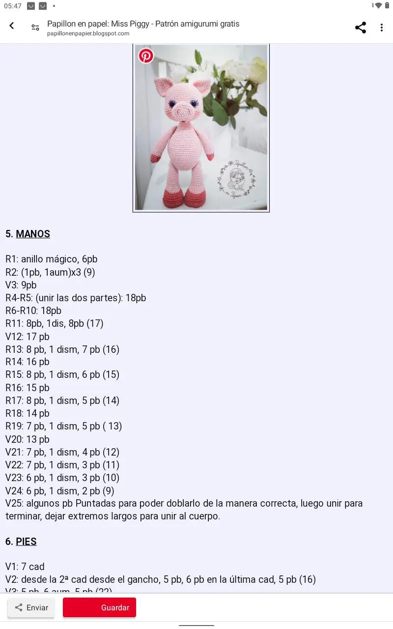 Patrón amigurumi Miss Piggy con vestido floral