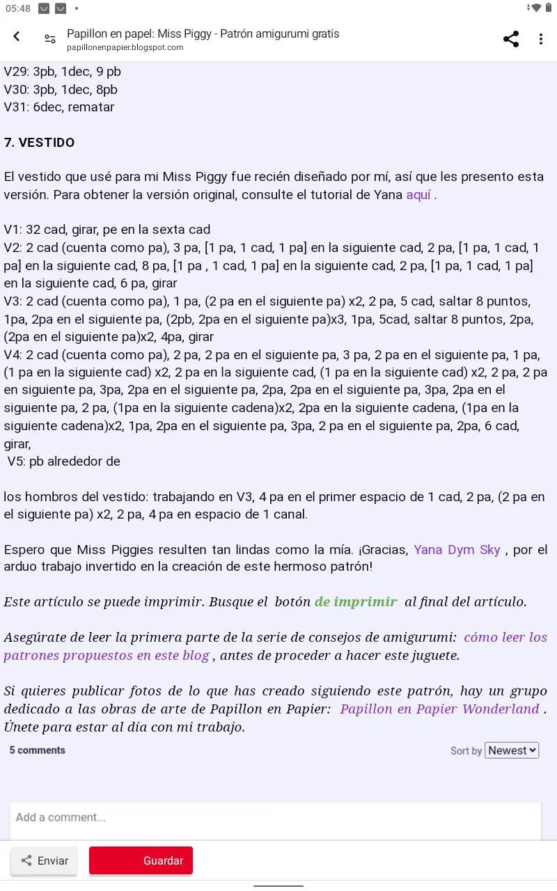 Patrón amigurumi Miss Piggy con vestido floral