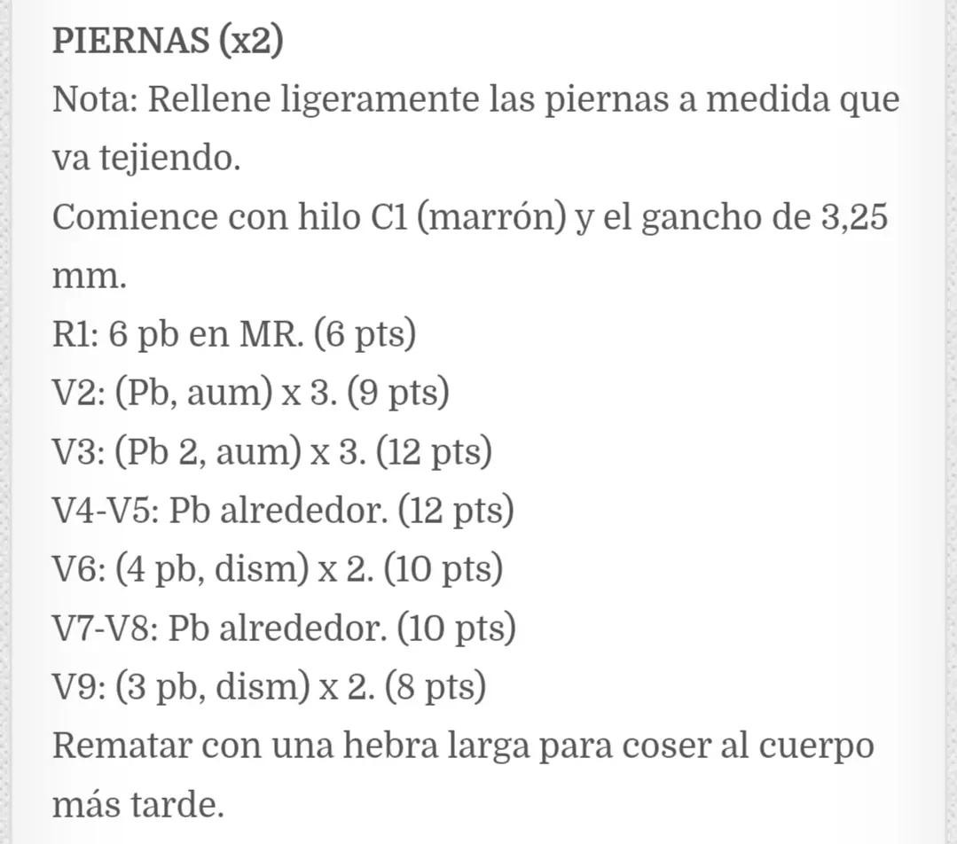 Patrón Amigurumi Oso Navideño: Guía de Tejido a Crochet con Suéter Verde y Bufanda Roja