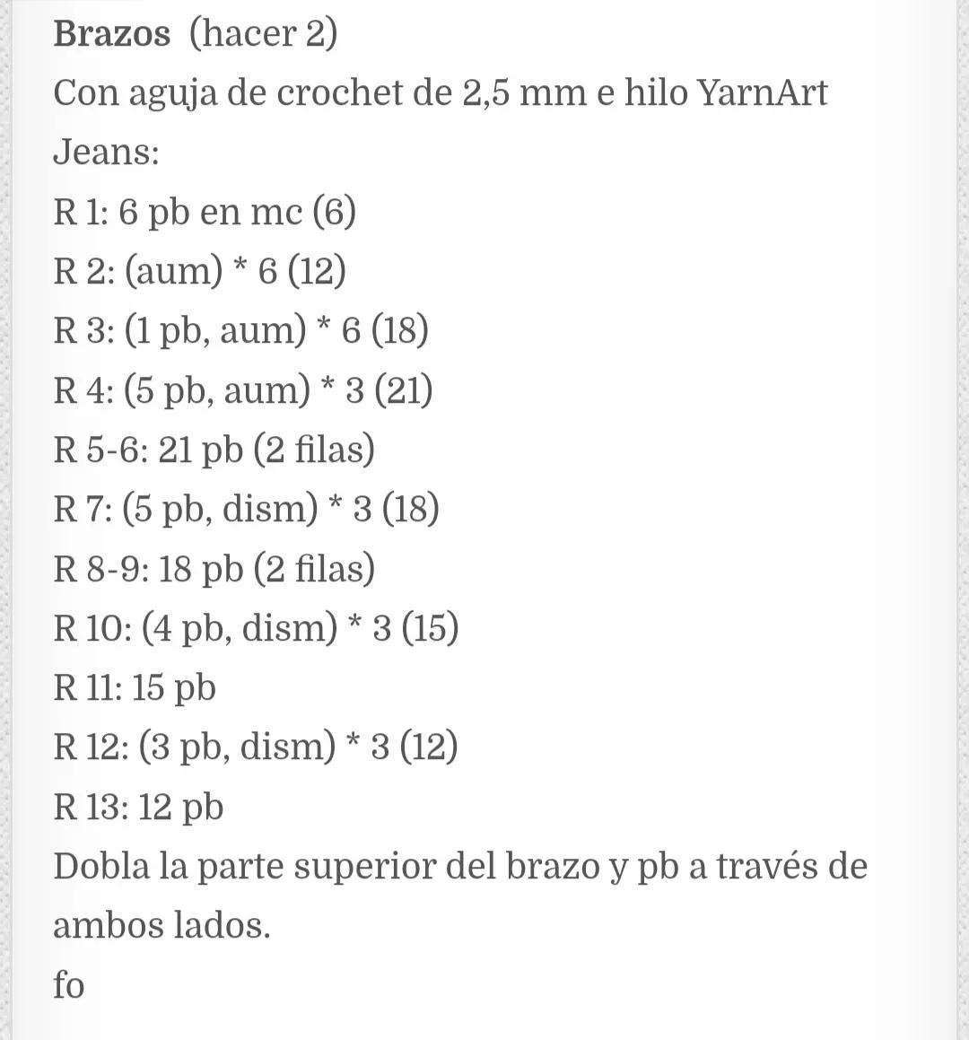 Patrón Amigurumi Pequeño Koala Gratis con cuello azul y materiales detallados