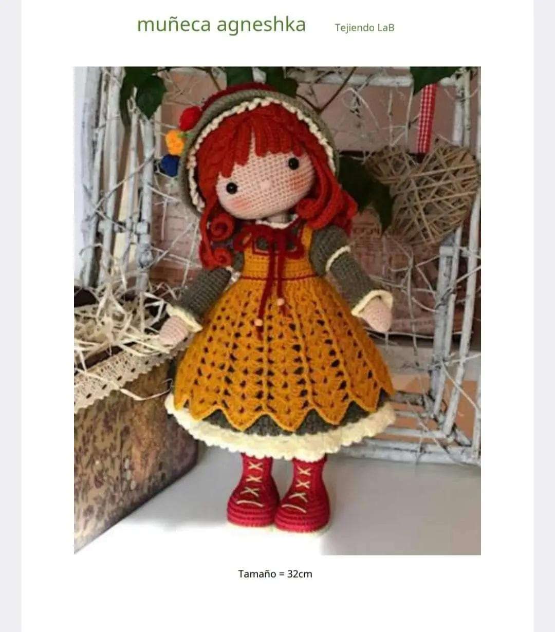 Patrón completo muñeca amigurumi Agneshka con vestido amarillo y gorro