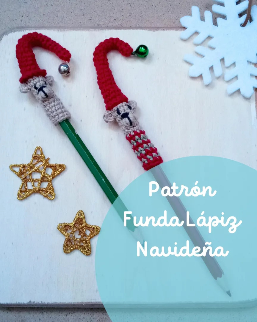 Patrón Crochet Funda Lápiz Navideña con Diseño de Gorro y Cascabel
