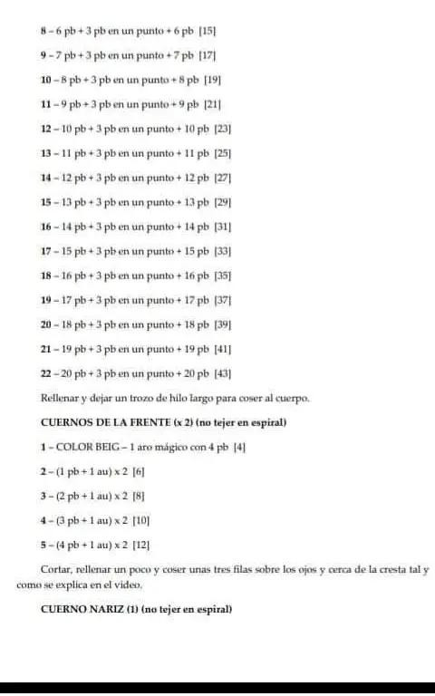 Patrón de Amigurumi Dinosaurio Triceratops Rosa