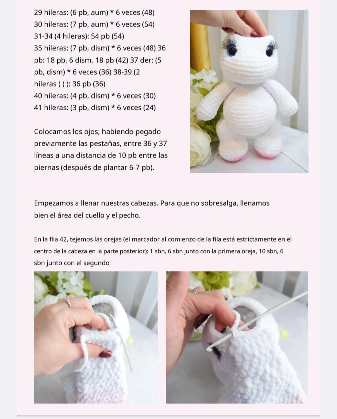 Patrón de crochet para conejito amigurumi blanco con orejas rosadas y detalles florales