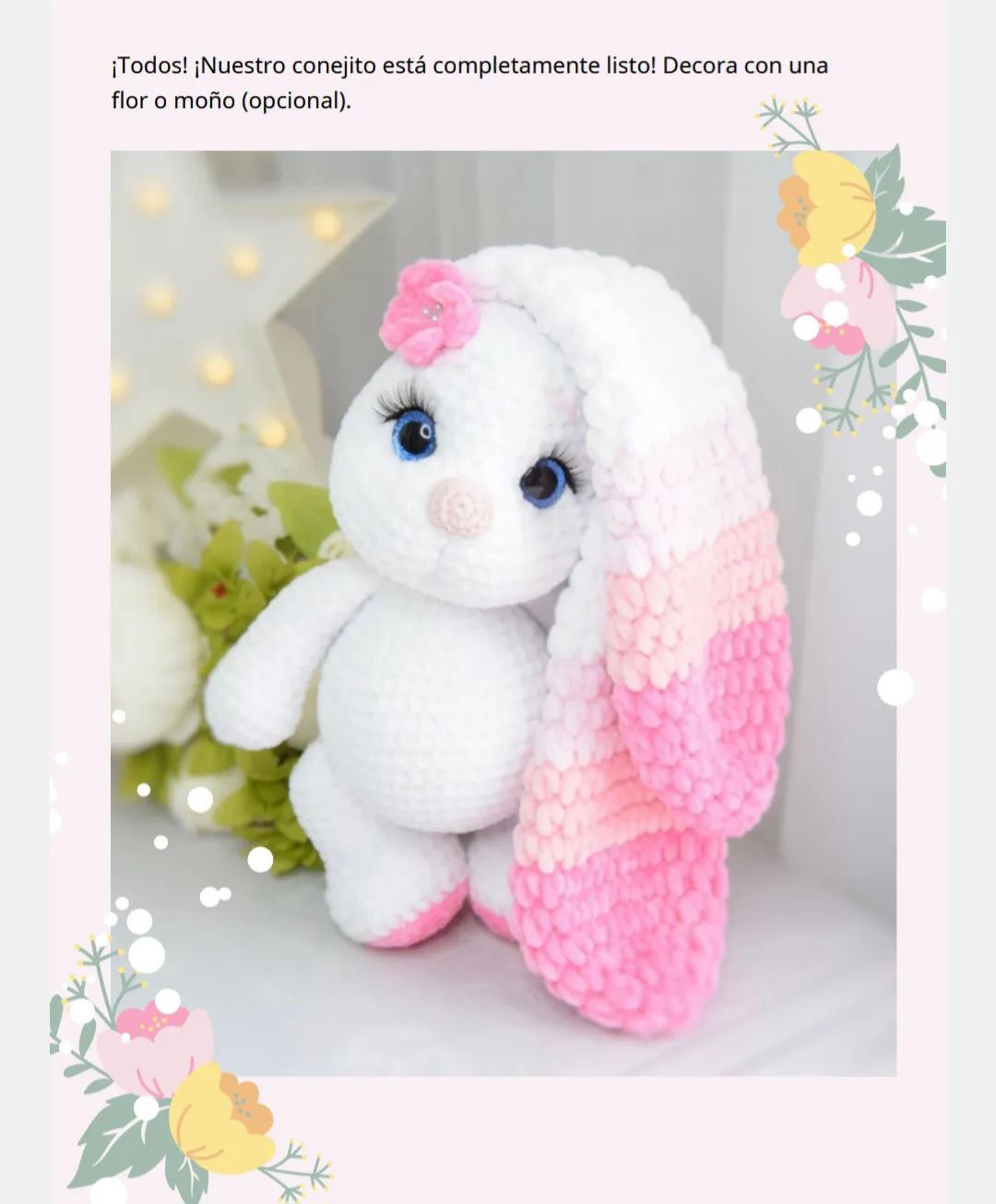 Patrón de crochet para conejito amigurumi blanco con orejas rosadas y detalles florales