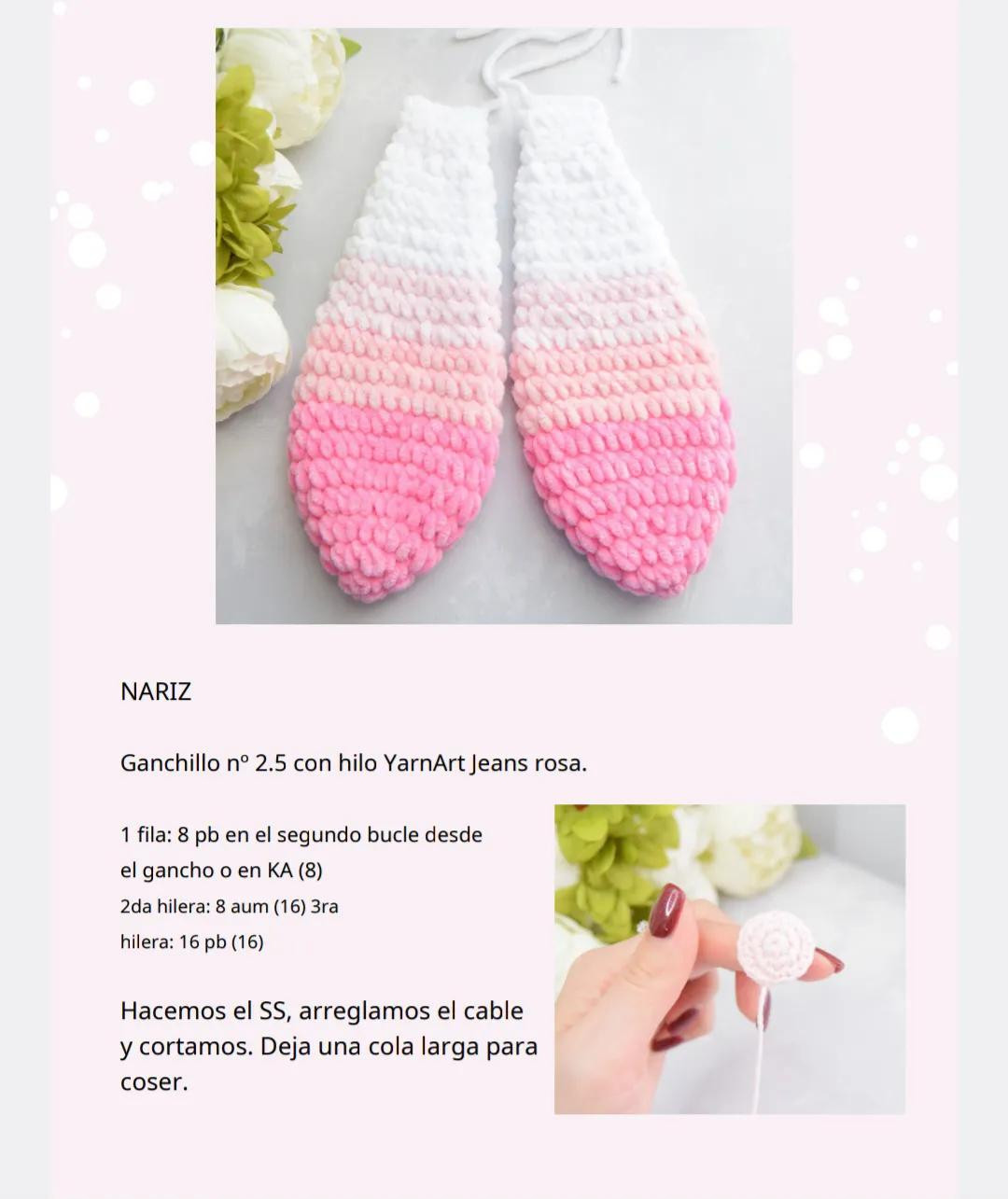 Patrón de crochet para conejito amigurumi blanco con orejas rosadas y detalles florales