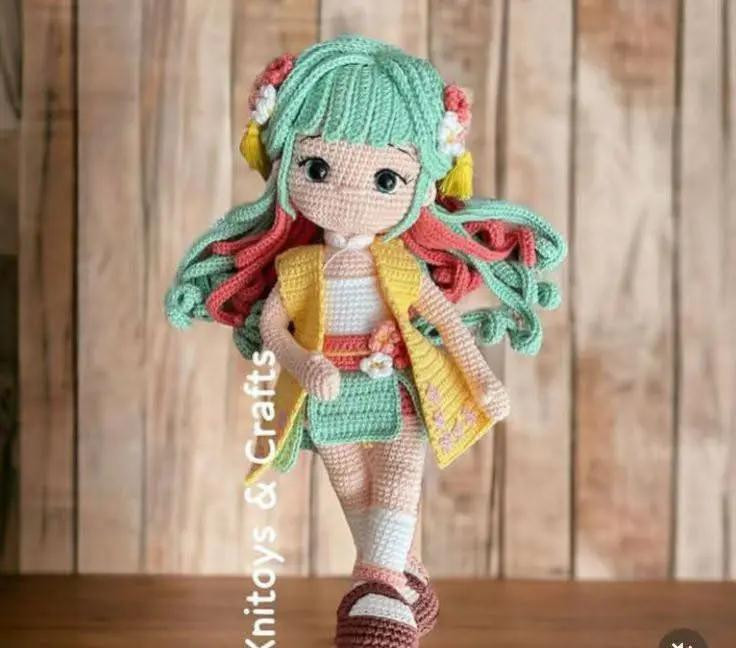 Patrón de Ganchillo Muñeca Amigurumi Xia con Dragón