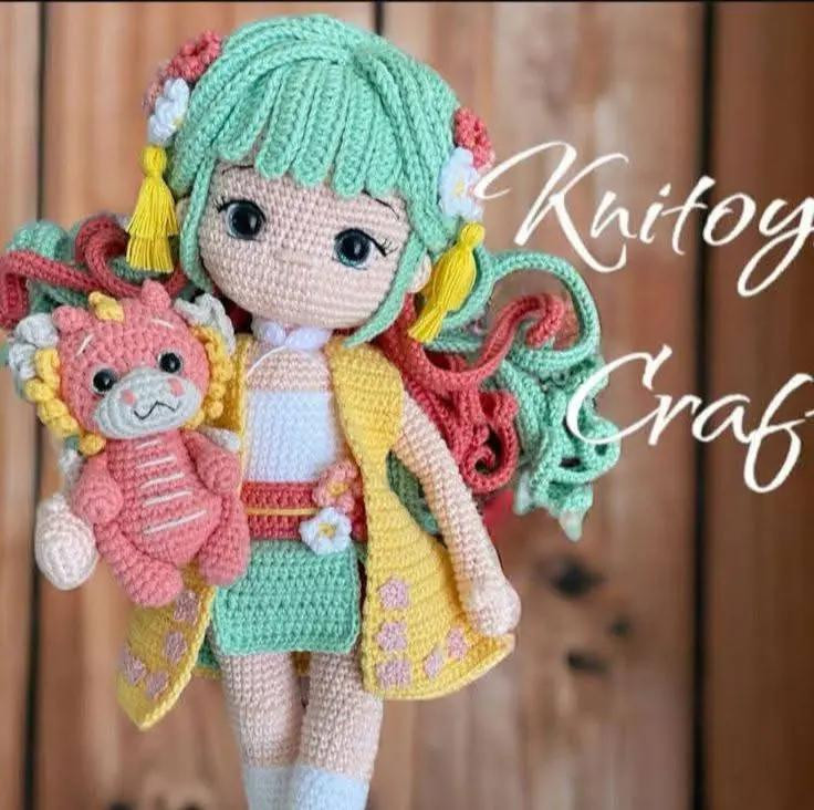 Patrón de Ganchillo Muñeca Amigurumi Xia con Dragón