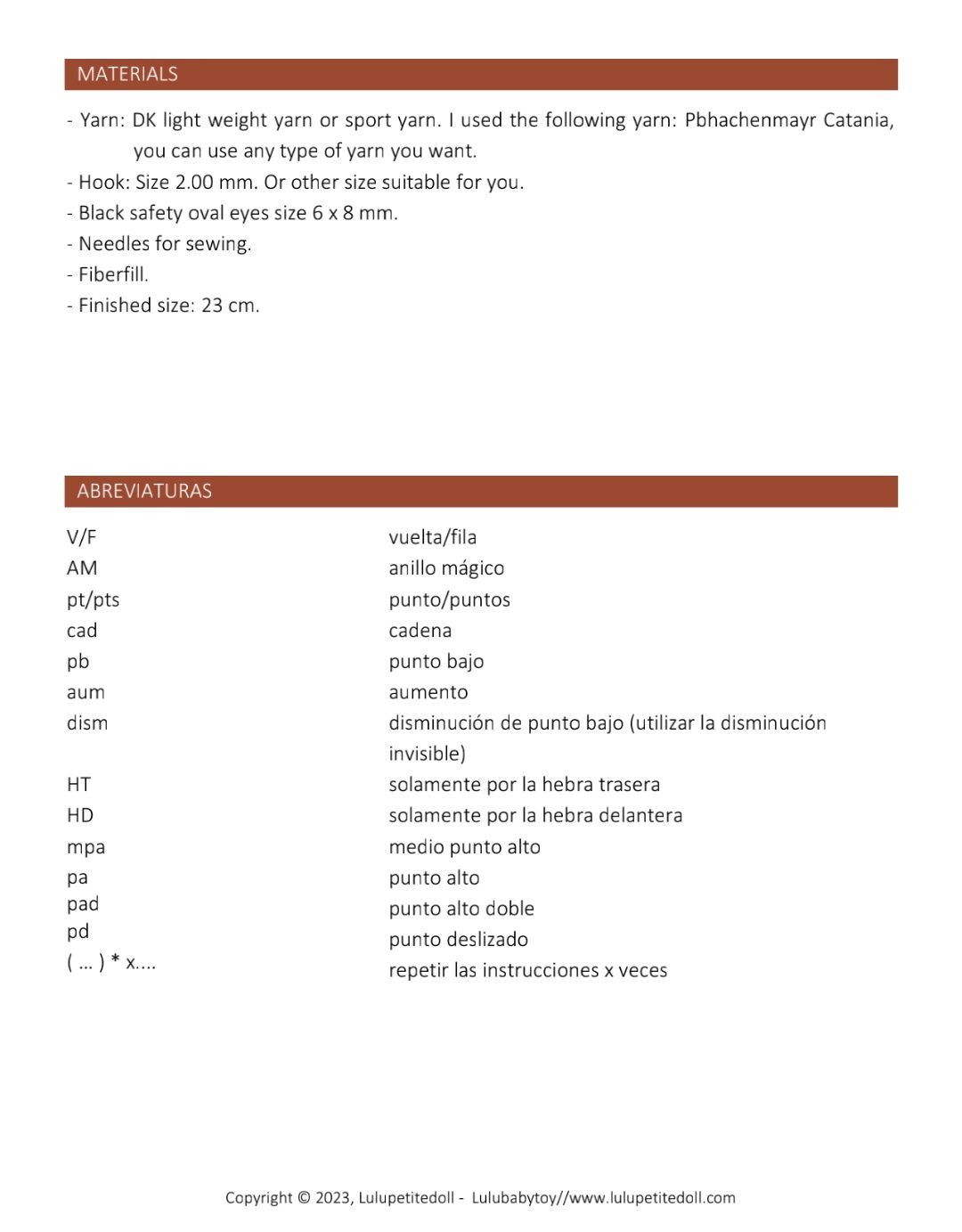 Patrón de ganchillo para muñeca amigurumi Nikki con orejas de ratón y overol rojo