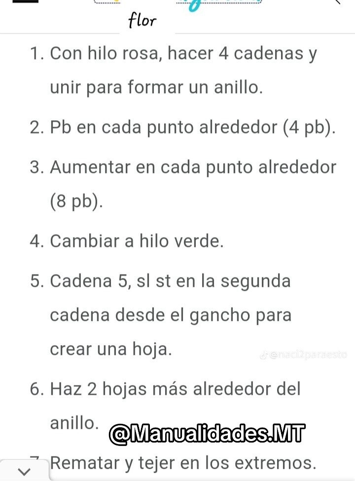 Patrón de gato amigurumi con flores