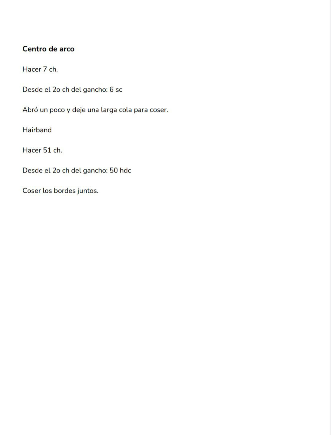 Patrón gratis amigurumi coneja blanca con vestido morado y corazón rosa