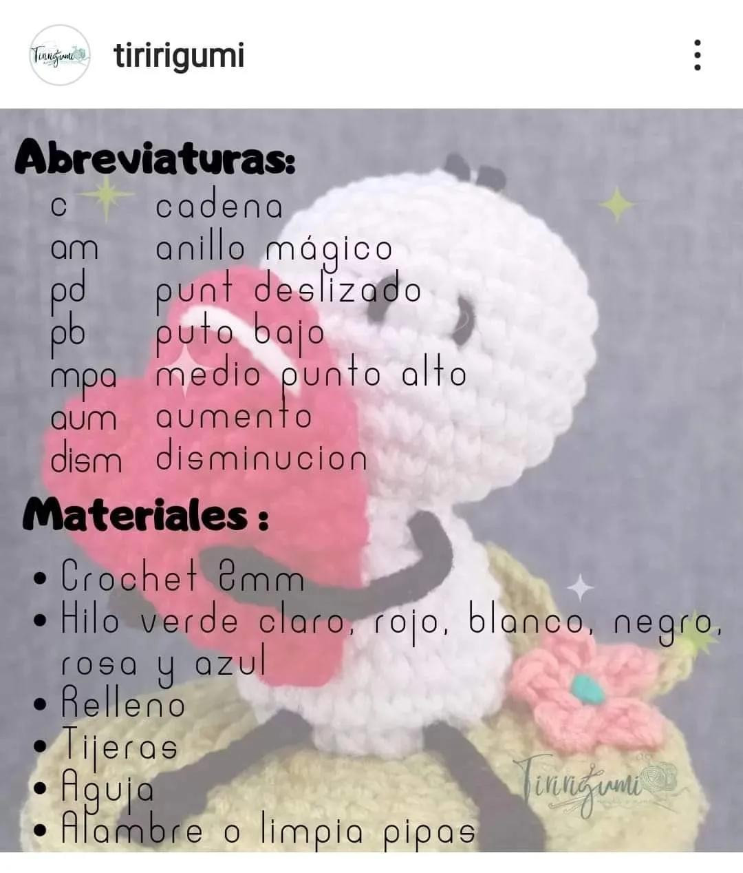 Patrón gratis Bigli amigurumi con corazón rojo y base verde