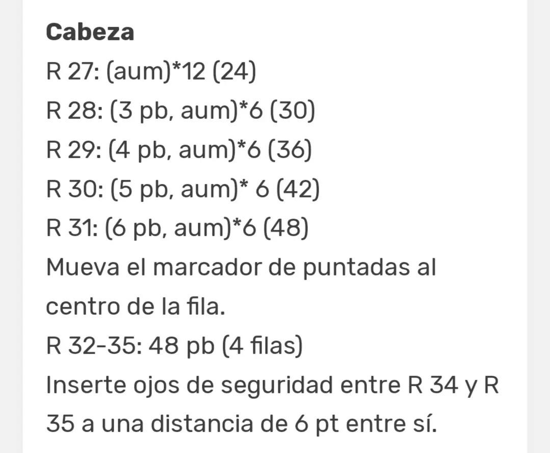 Patrón gratis de pato amigurumi con diadema rosa y detalles en mostaza