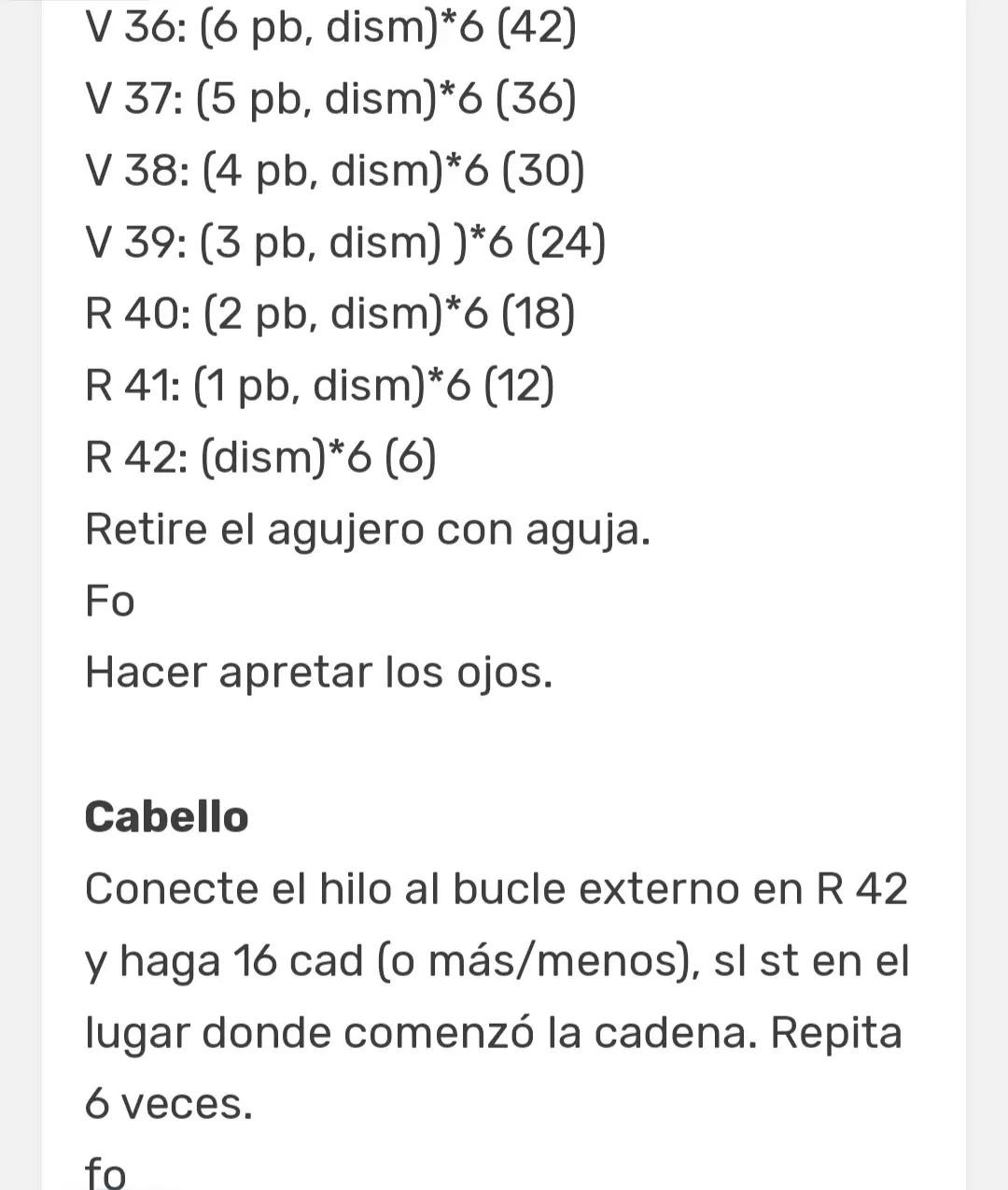 Patrón gratis de pato amigurumi con diadema rosa y detalles en mostaza