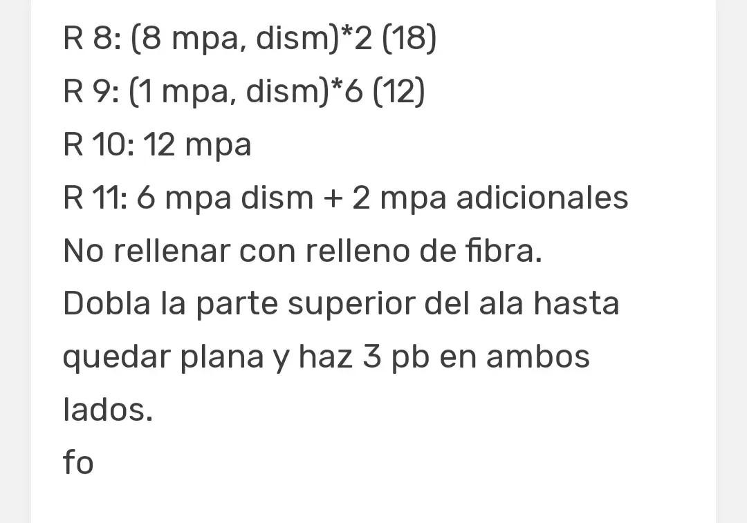 Patrón gratis de pato amigurumi con diadema rosa y detalles en mostaza