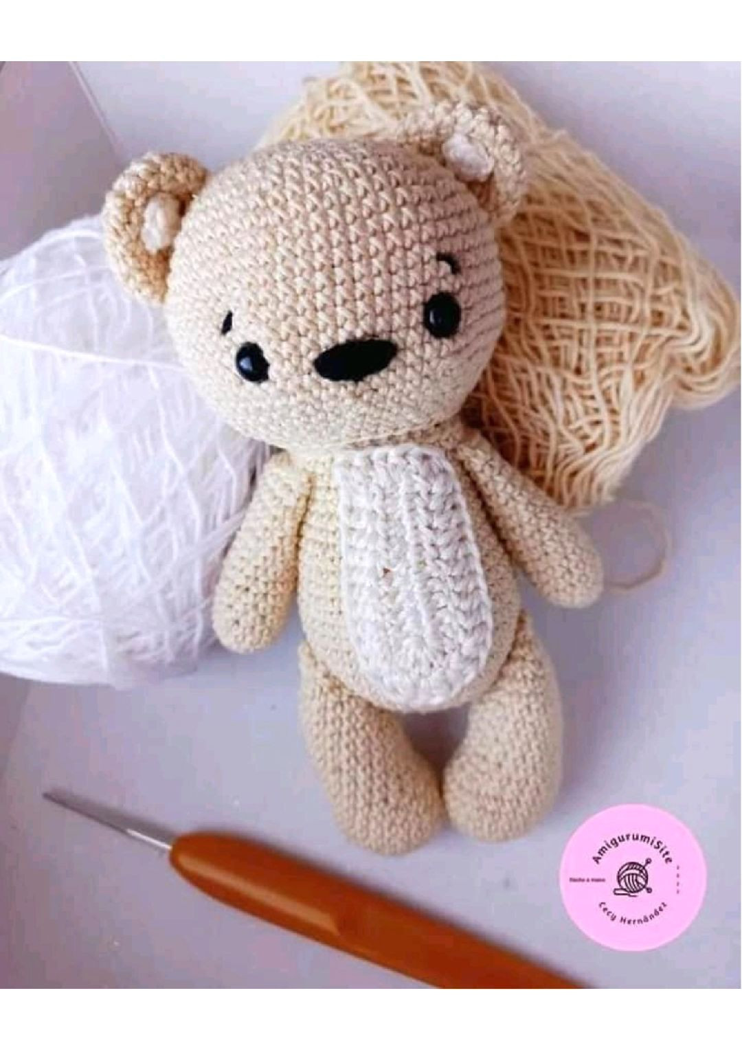 Patrón Gratis: Gấu Móc Len Amigurumi Màu Be