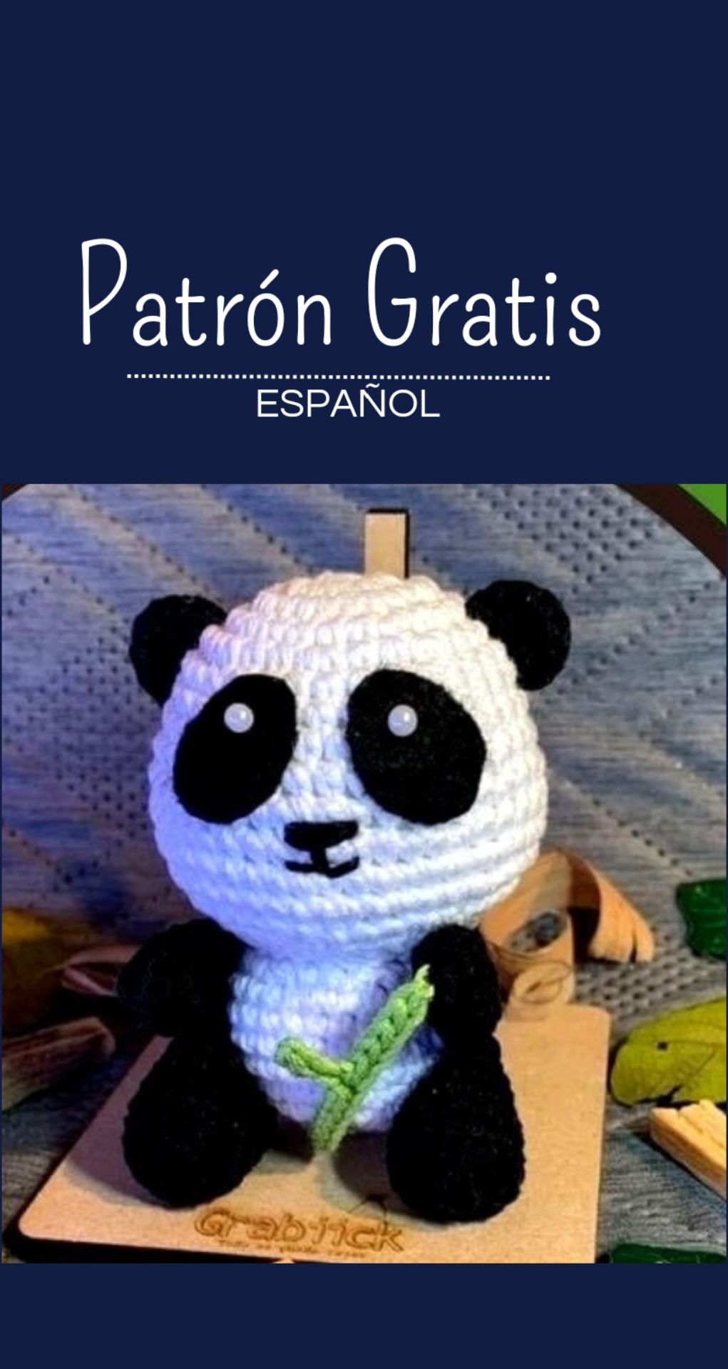 Patrón Gratis Panda Amigurumi con Bambú