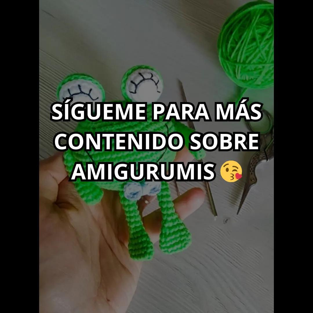 Patrón gratis para rana amigurumi verde con instrucciones paso a paso