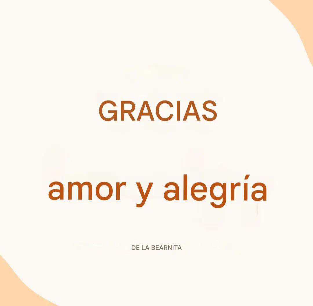 Patrón gratis: Pato de verano amigurumi con gorro y suéter verde