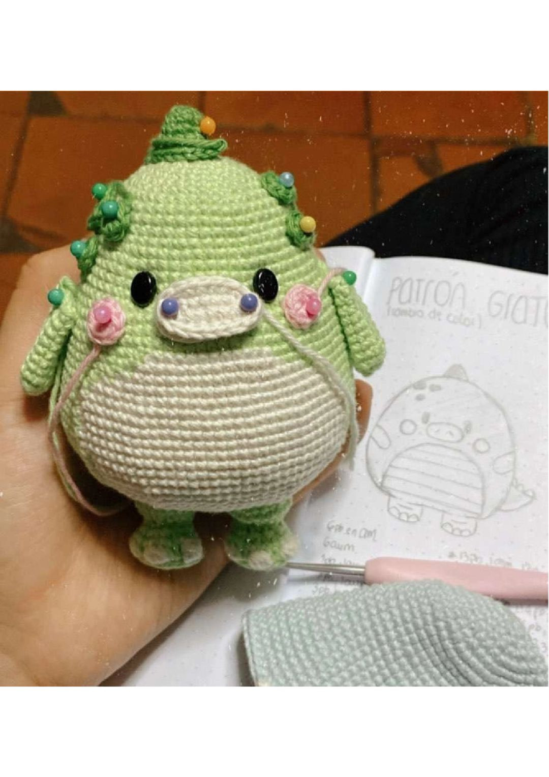 Patrón Gratis Tonito el pequeño dinosaurio