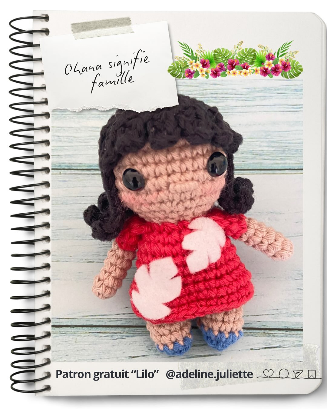 Patron gratuit Lilo : Búp bê móc len nhân vật Disney mặc váy đỏ và tóc đen