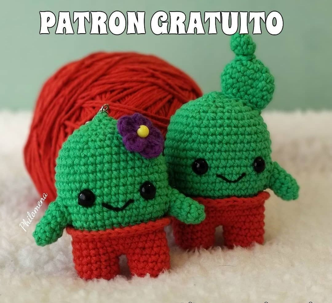 Patrón gratuito amigurumi cactus verde y rojo