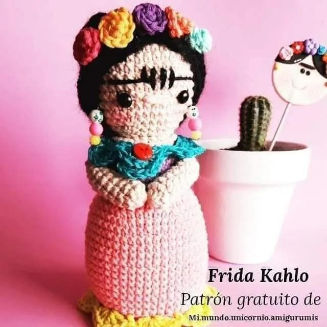 Patron gratuito de amigurumi Frida Kahlo